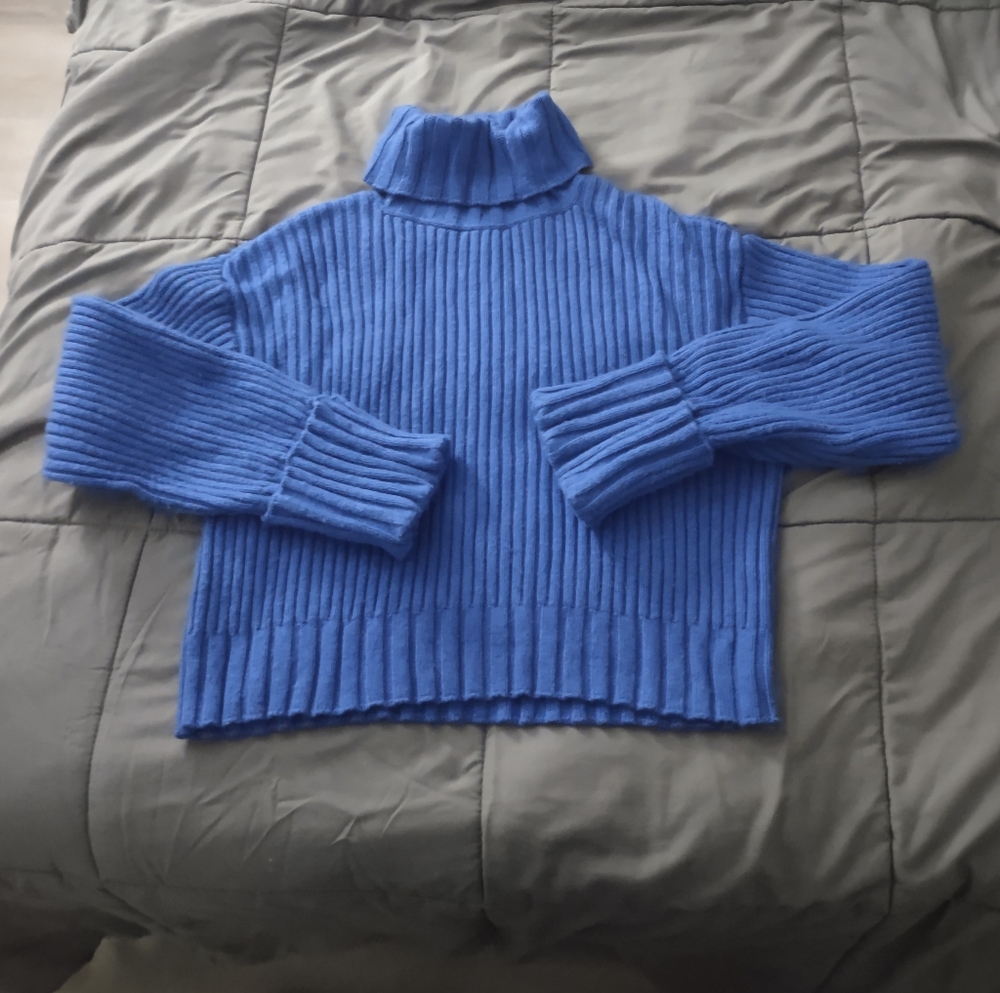 Nine West Royal Blue Ribbed Turtleneck Sweater